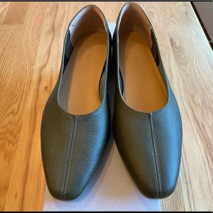 Everlane The Tapered Day Glove in Olive/Dark Green